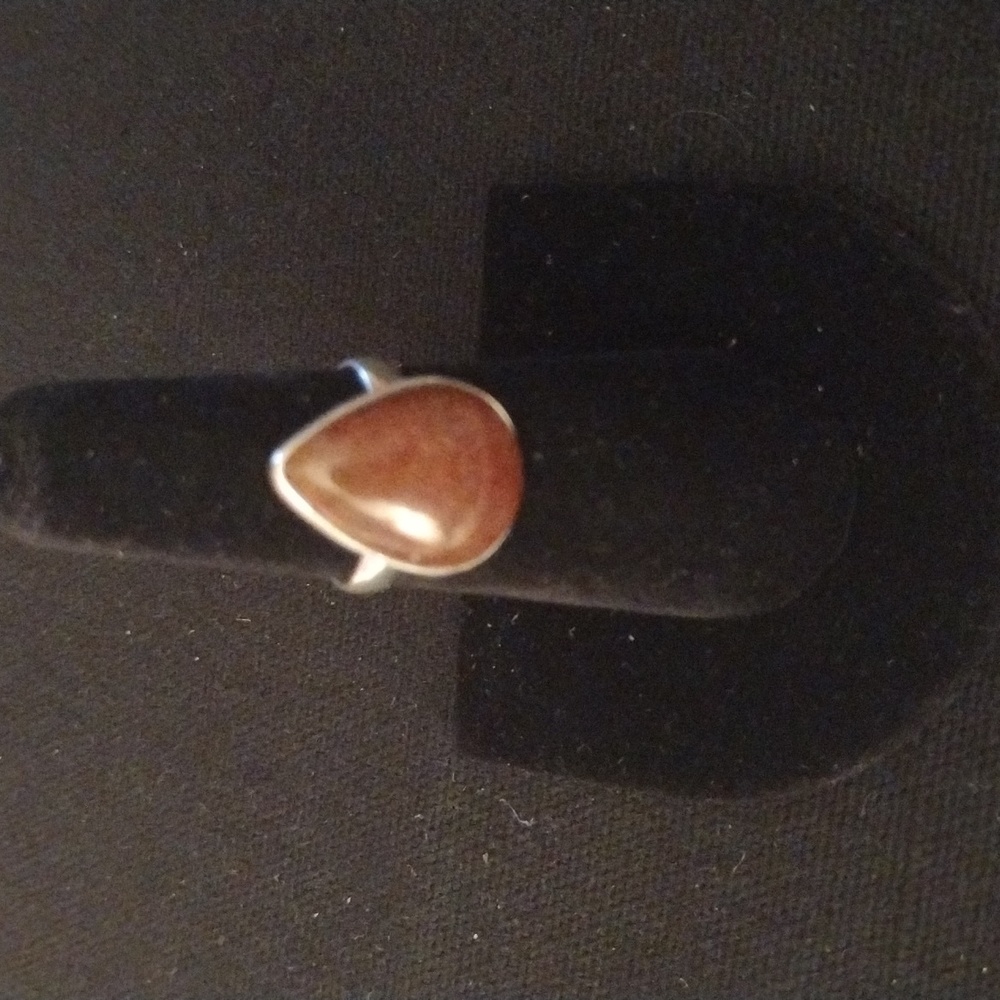 Sterling Silver Brown Tear Drop Stone Ring Stamped 925  Size 6.5